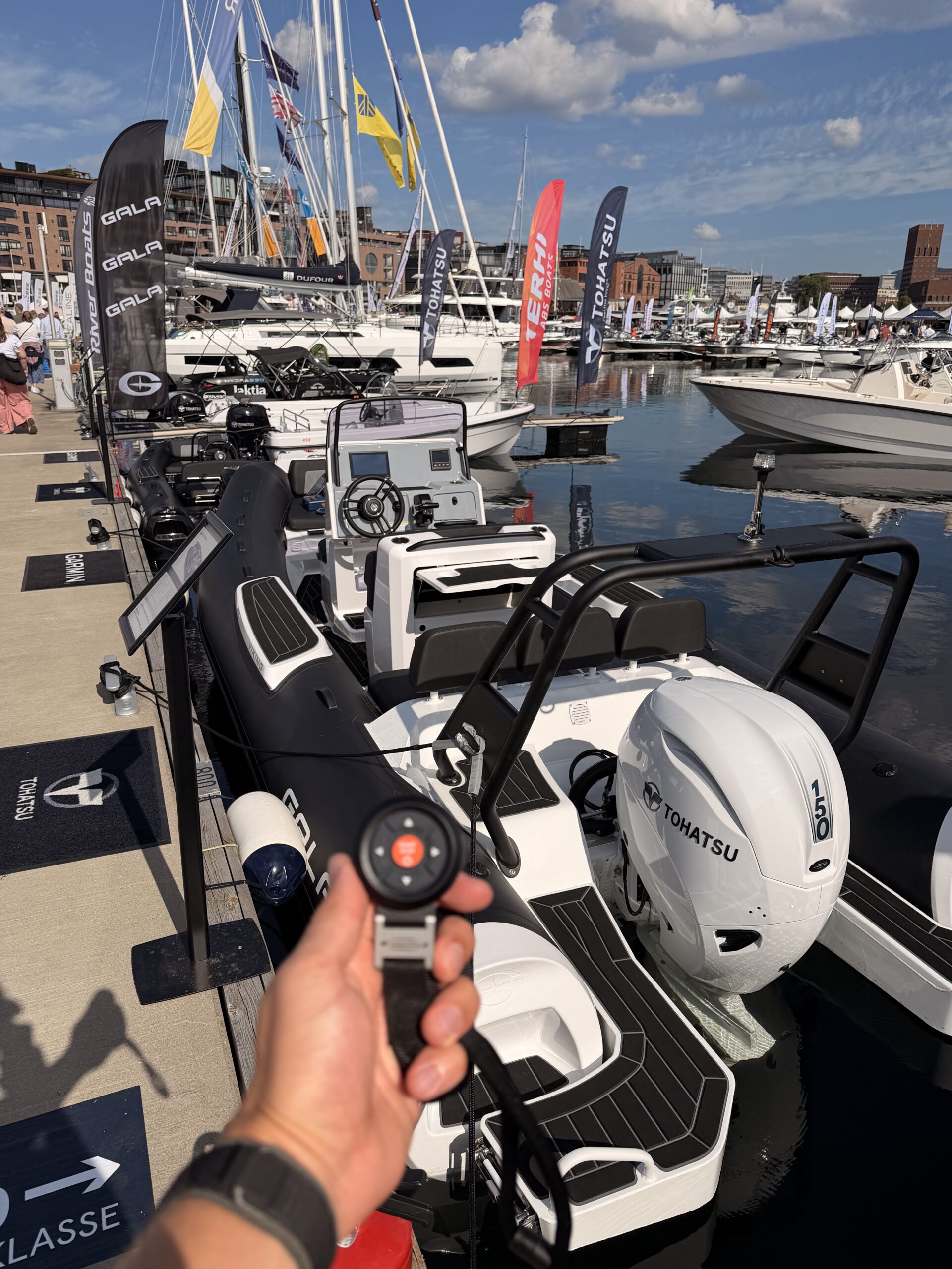 CoastKey Premium on a rib boat from Gala with Tohatsu outboard. For wireless man overboard protection, keyless ignition and remote controlled extra functions.